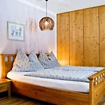 Waldesruh/halseralm Affittacamere