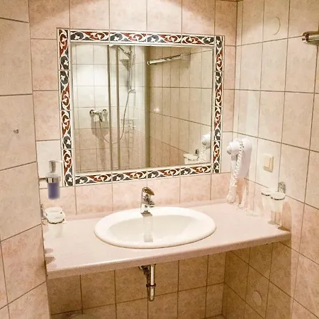 Waldesruh/halseralm シュラートミンク