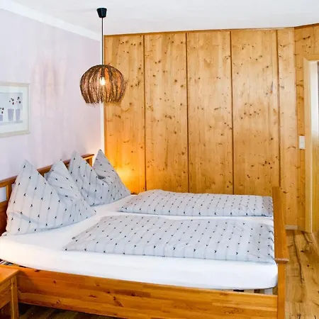 ゲストハウス Waldesruh/halseralm シュラートミンク